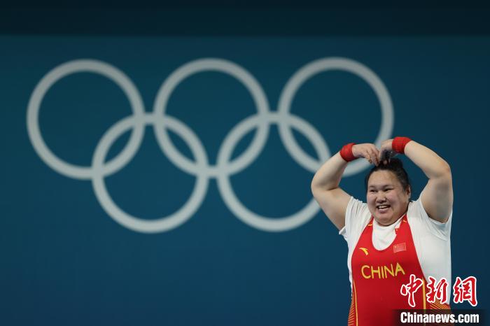 巴黎奥运卫冕背后，是李雯雯战胜心魔的成长之