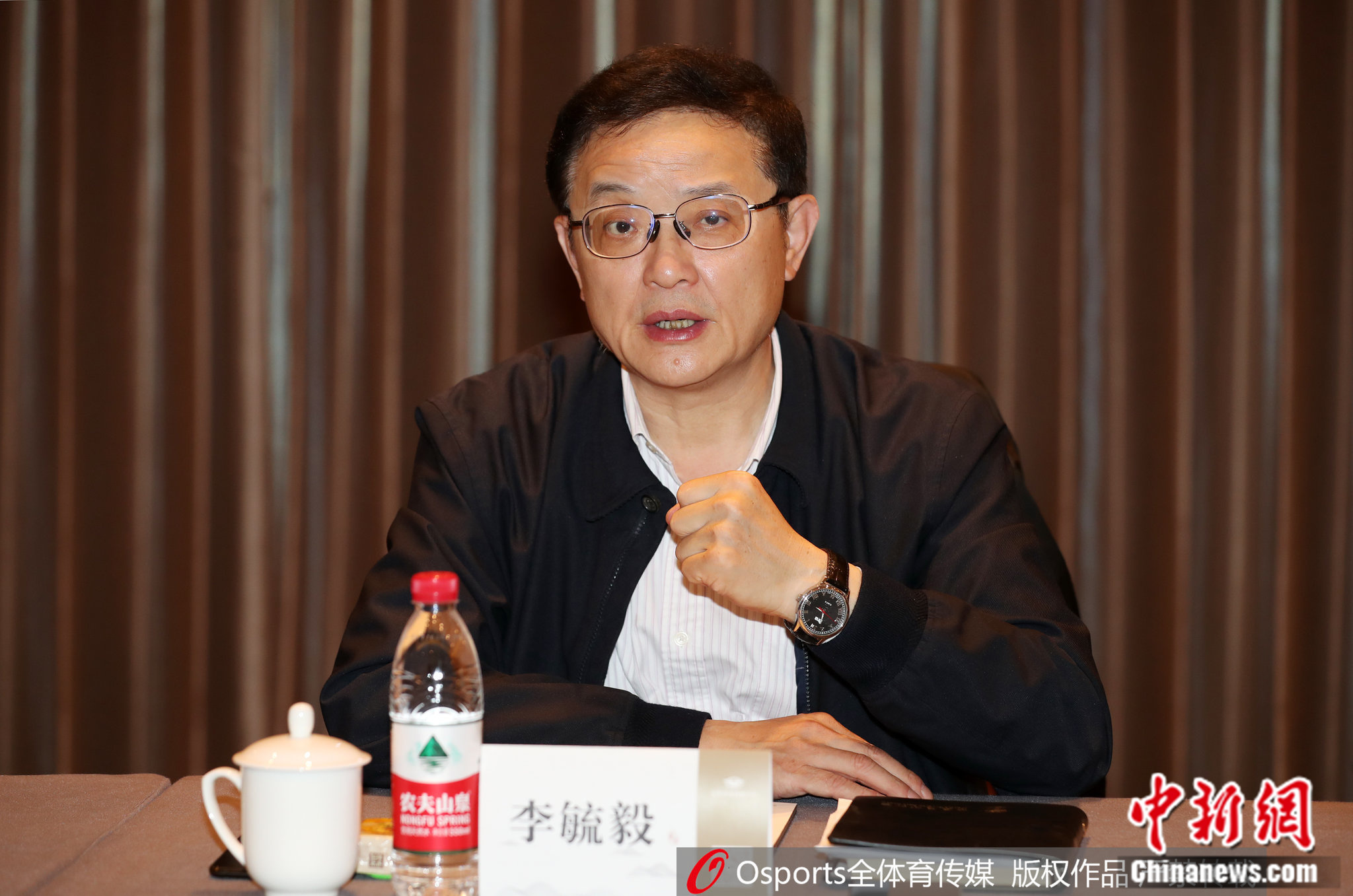 中国足球反腐风暴再掀波澜 退休官员李毓毅被查