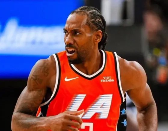 伦纳德创队史纪录伤退 快船主场失利暂列西部第