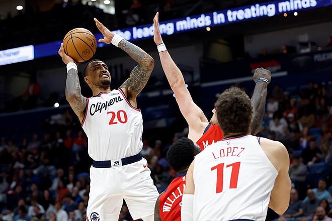 伦纳德绝杀助快船掀翻步行者 科林斯状态低迷成