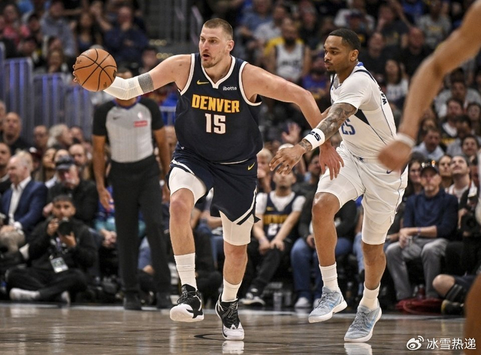 约基奇三双引领掘金力克独行侠