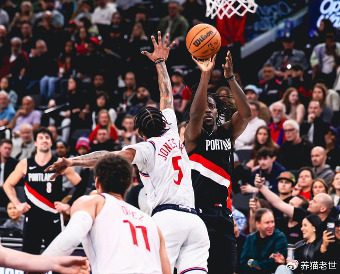 快船终结五连胜遭开拓者复仇 阿夫迪亚准三双助